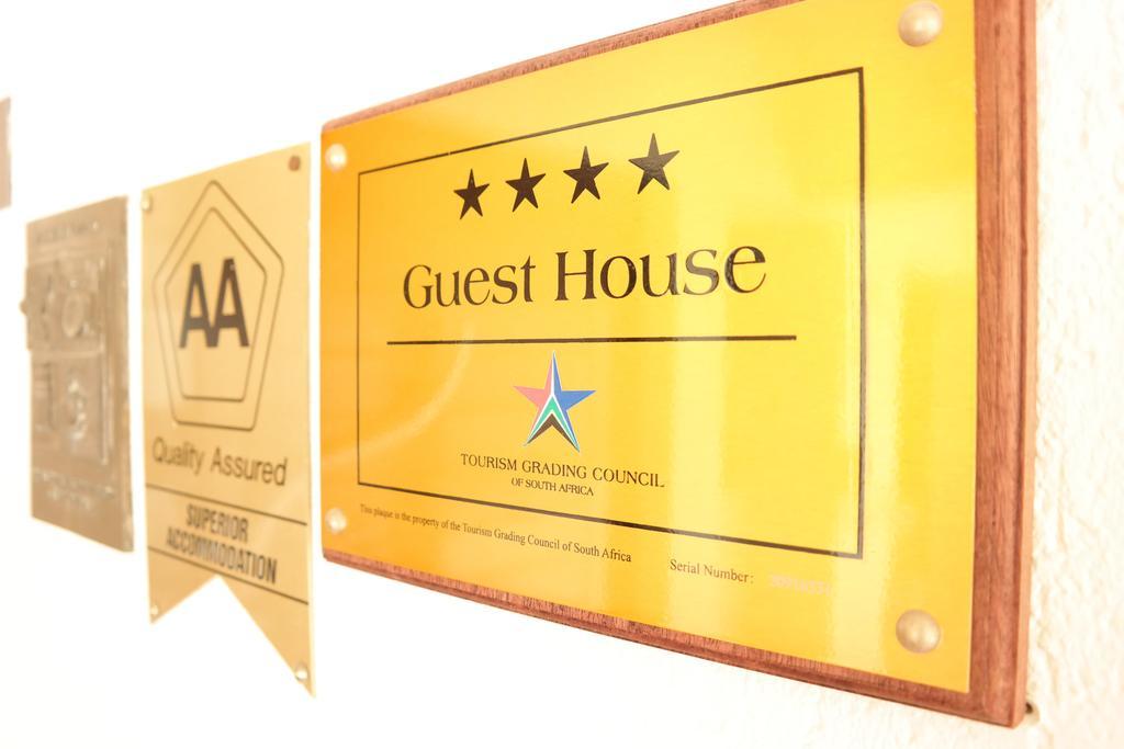 Oceana Palms Luxury Guest House Gordonʼs Bay Екстериор снимка