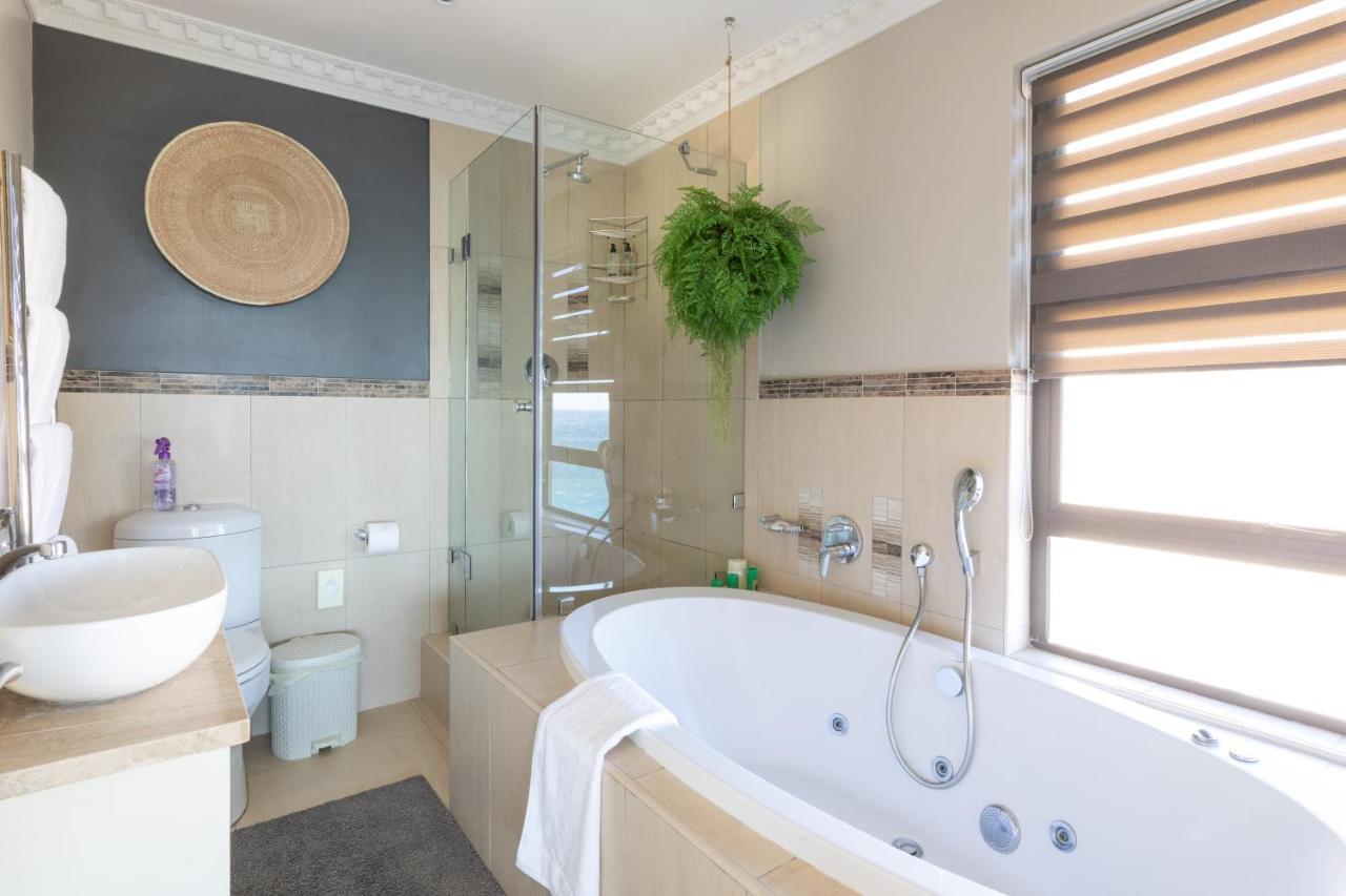 Oceana Palms Luxury Guest House Gordonʼs Bay Екстериор снимка