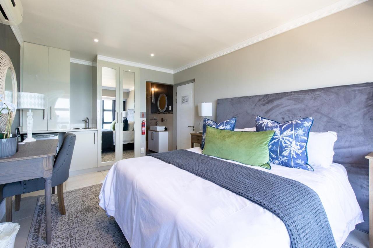 Oceana Palms Luxury Guest House Gordonʼs Bay Екстериор снимка