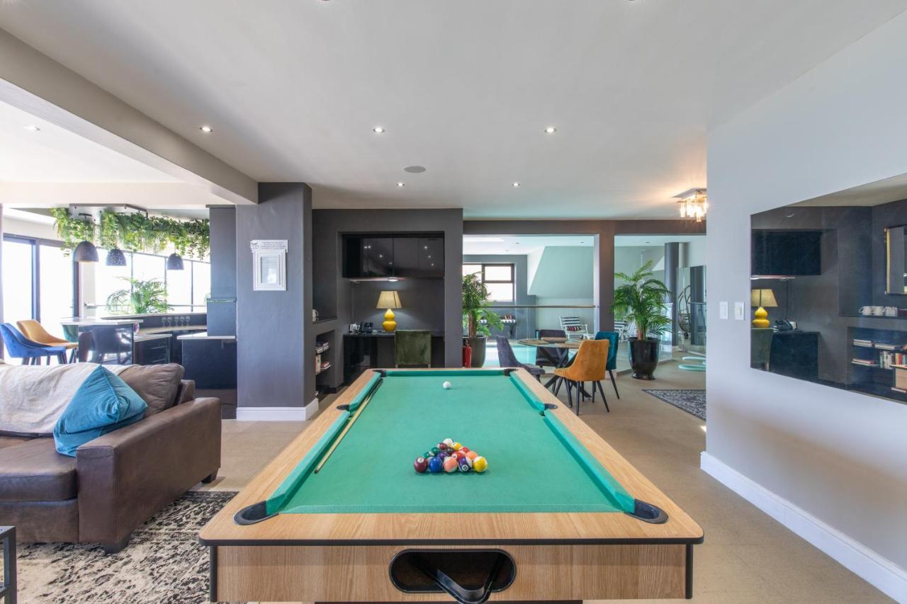 Oceana Palms Luxury Guest House Gordonʼs Bay Екстериор снимка